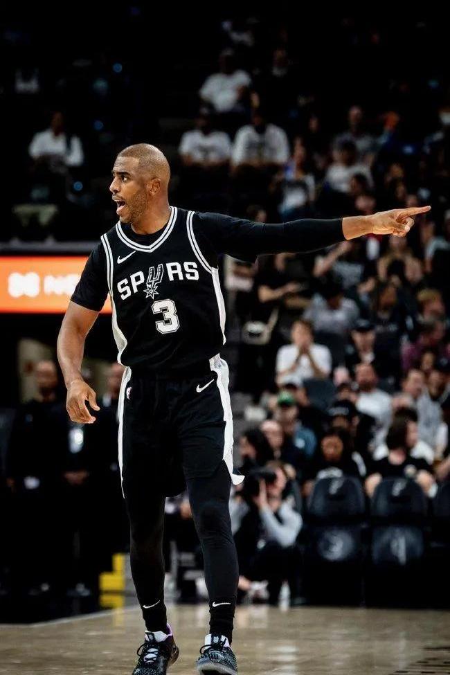 独行侠逆转马刺，保罗打破历史纪录