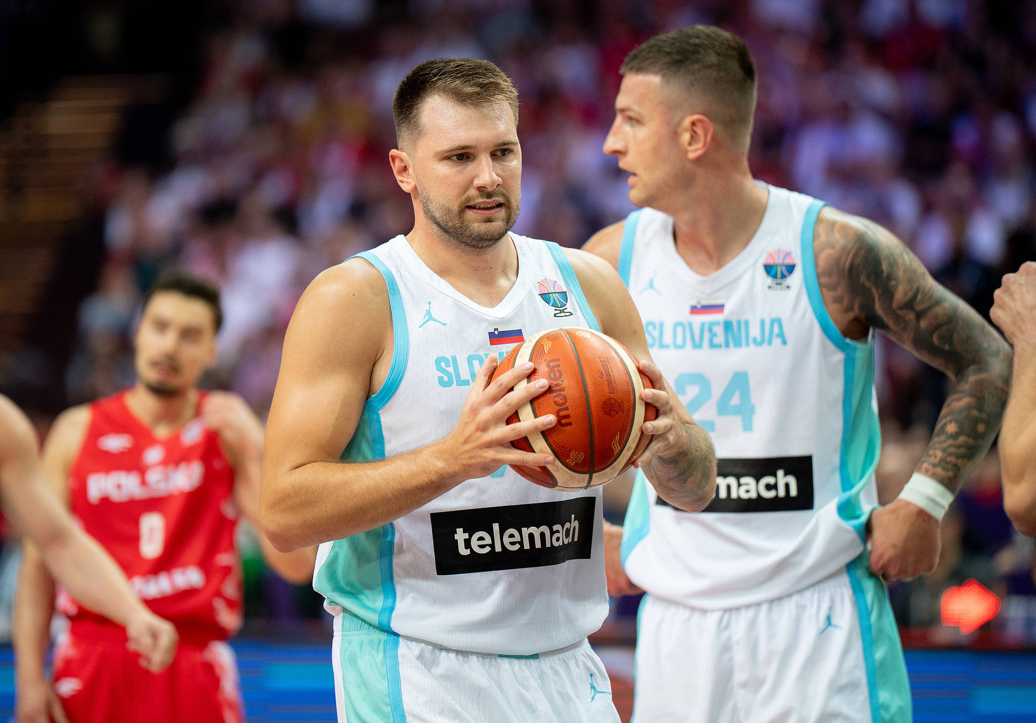 波兰男篮横扫墨西哥男篮，利拉德惊艳世界