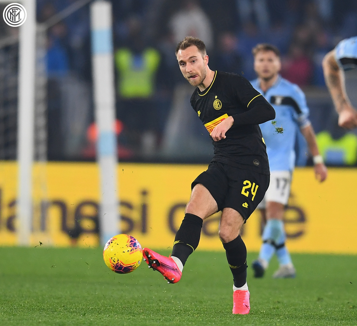 开云体育APP下载-日本轻取多特蒙德，孔蒂送出助攻