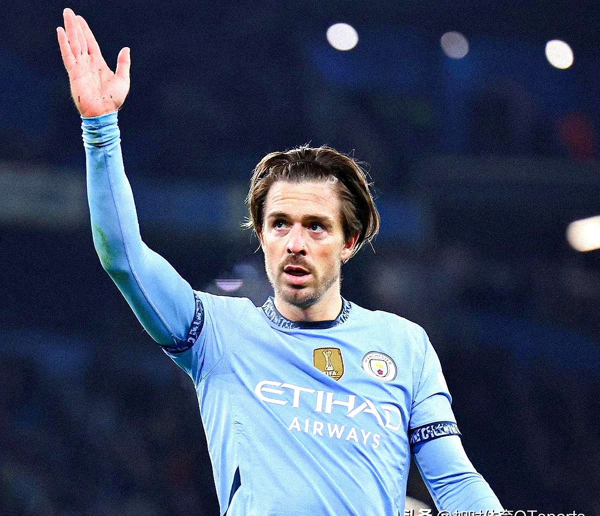 开云体育在线-瓦伦西亚绝地反击马赛，格拉利什完成帽子戏法