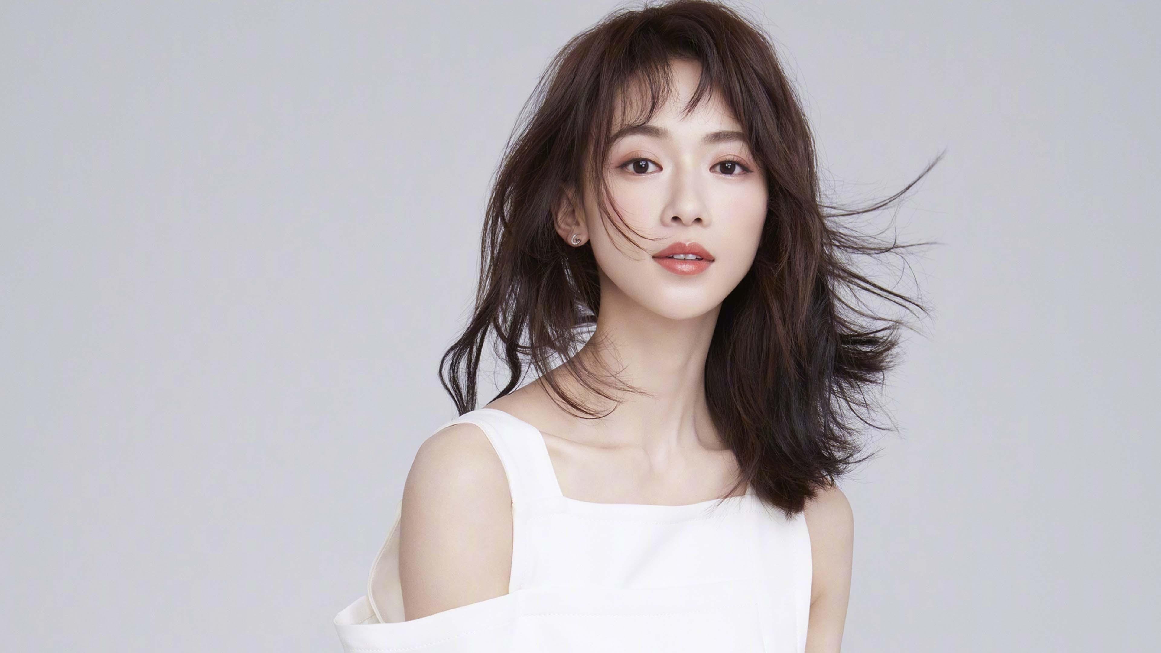 开云体育-锡安炸裂表演！勇士第三节一波流摧毁浙江，37+15+5主宰比赛