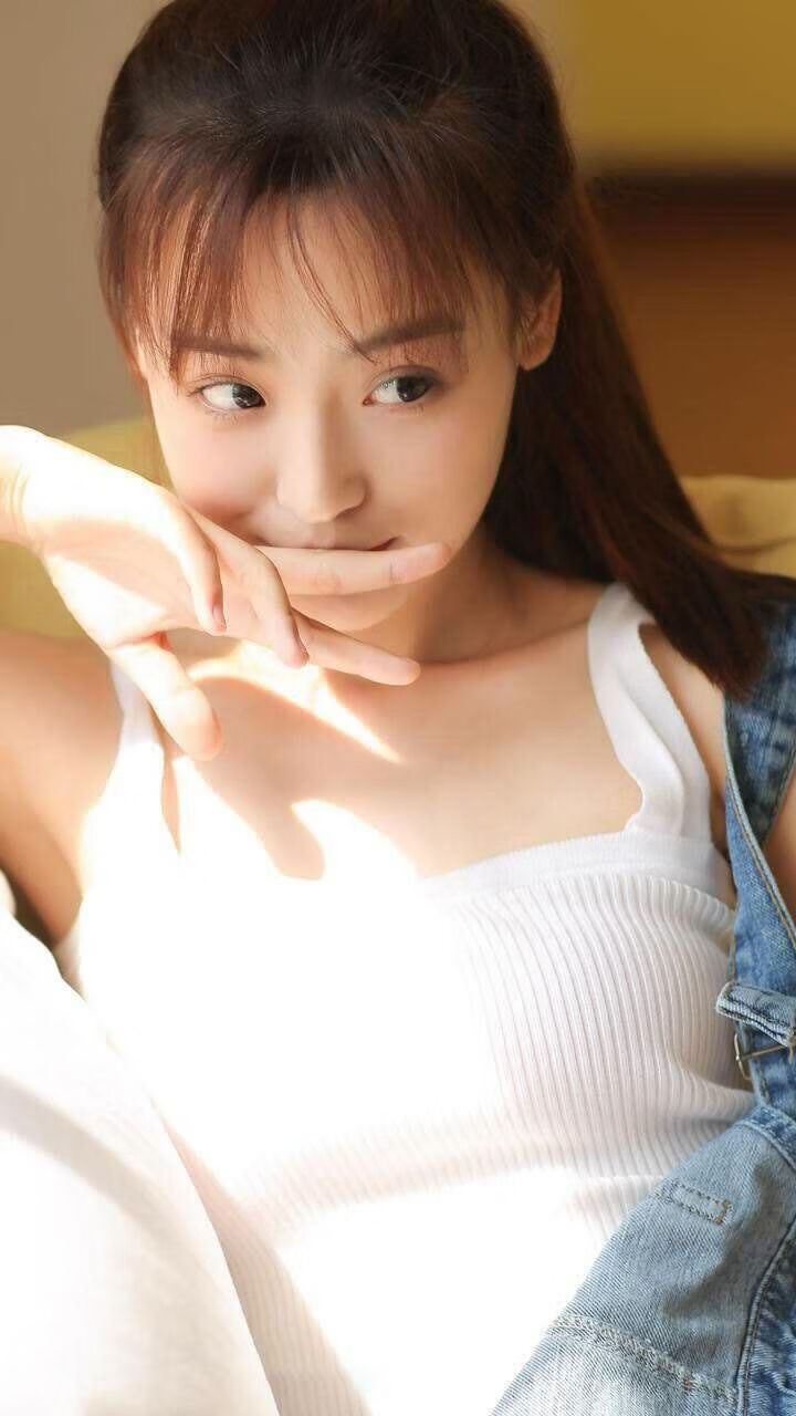 赛道与球场的双重奏,速度激情与团队步伐的交响