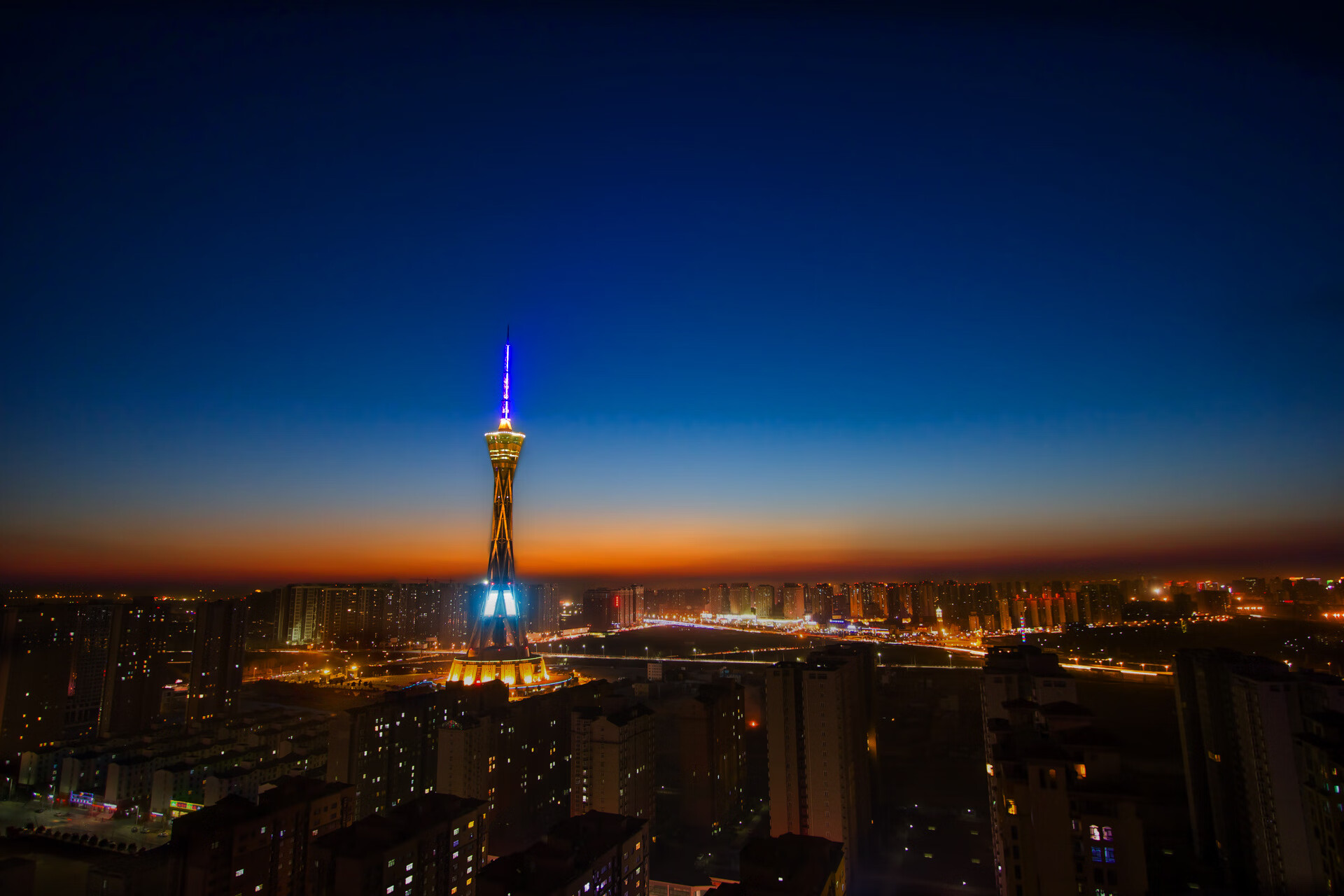 跨越时空的传奇,当塔图姆在金州对山西之夜创下奇迹